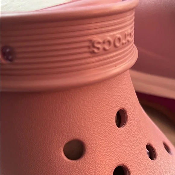 CROCS Mega Crush Women's Pink to Lavender Ombre Clog Mules size 8 NWT - Picture 4 of 14